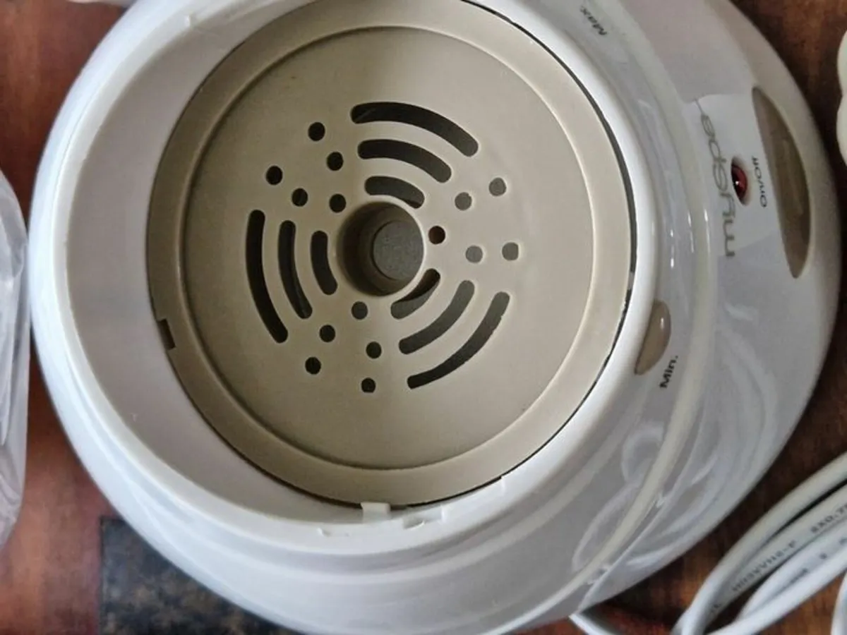 NEW MySpa Revitalising Facial Steamer - Image 3