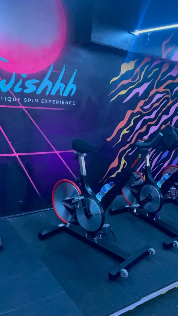 Spin bikes - Image 2