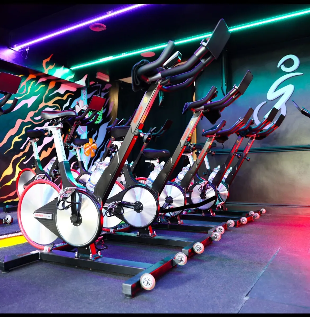 Spin bikes - Image 3
