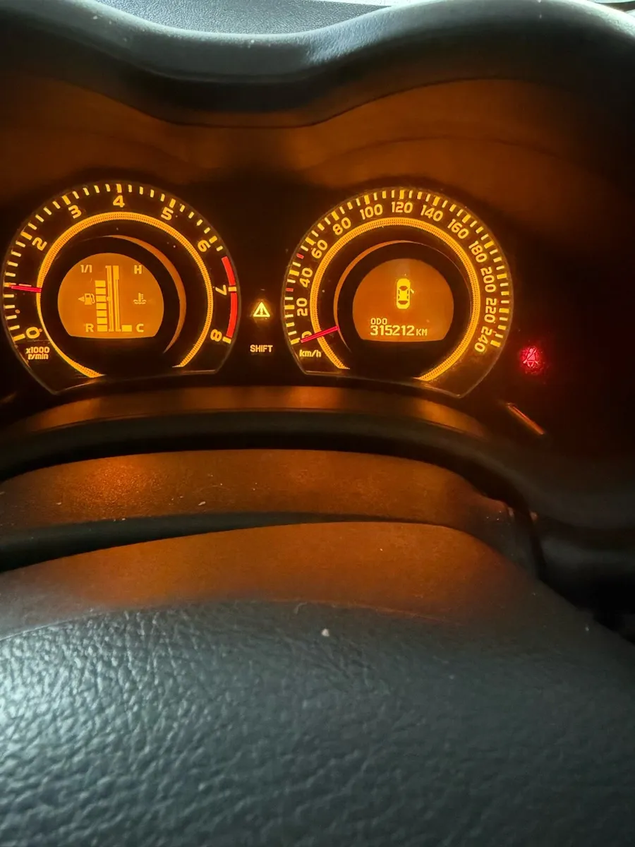 Toyota Corolla - Image 3