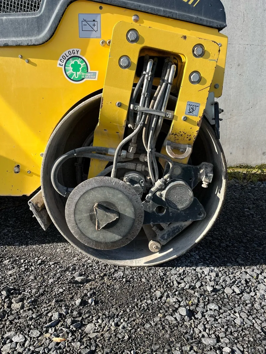 Bomag 120 for hire - Image 4
