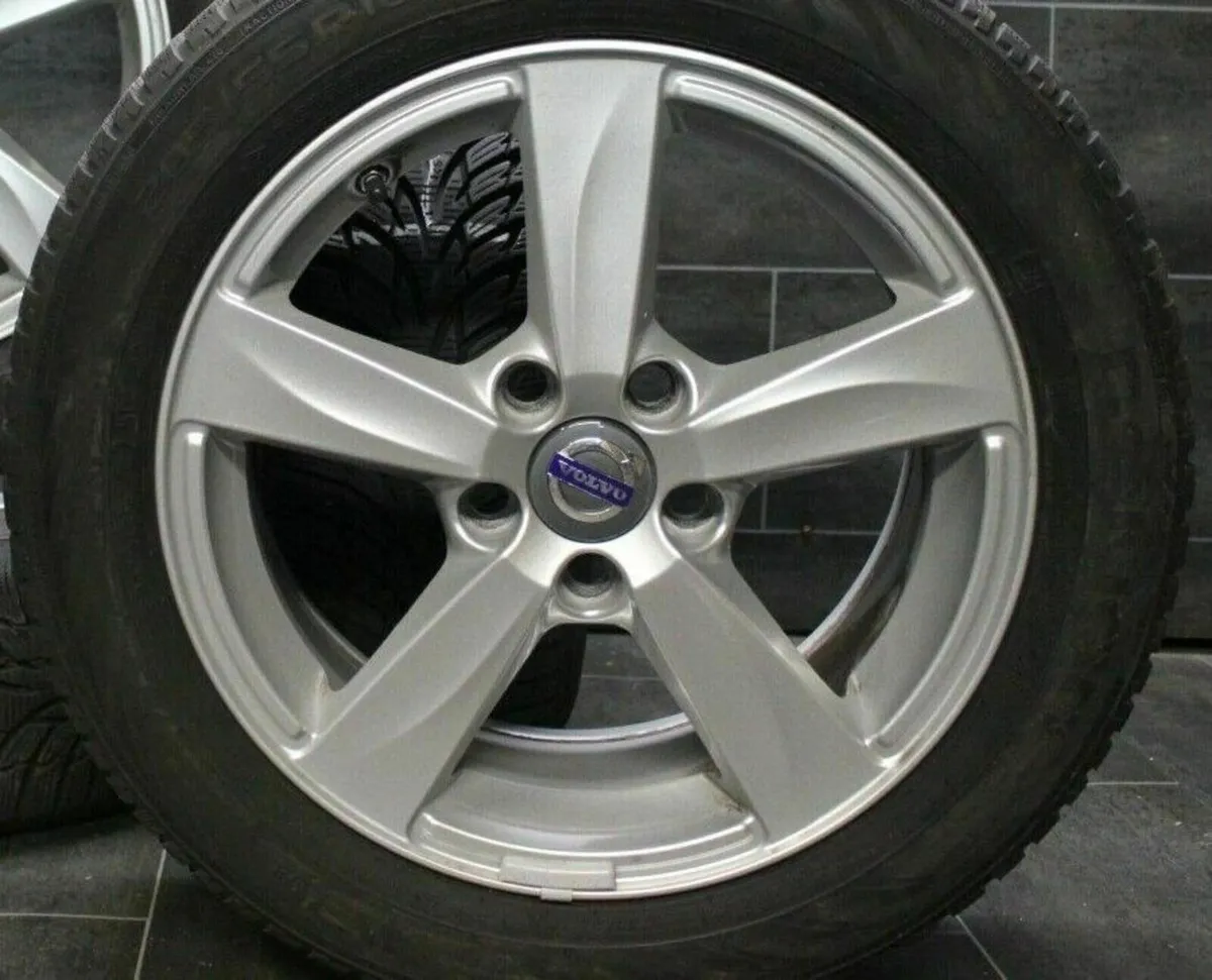 4 x Volvo Centre Caps - FREE POST - Image 3