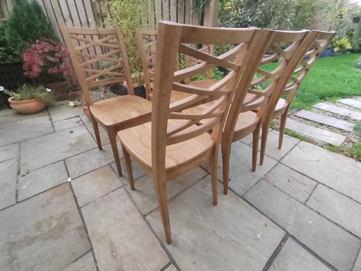 6 oak chairs - Image 4