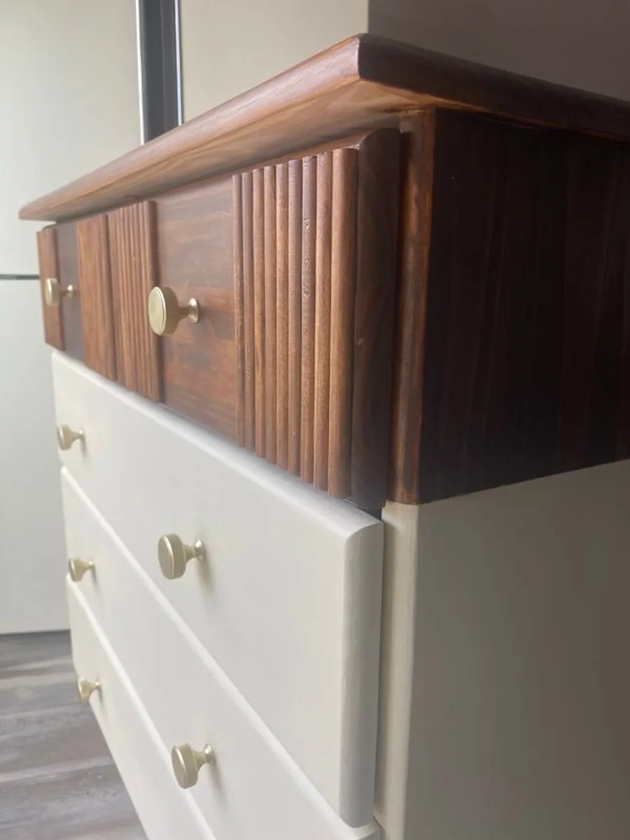 Bespoke Cabinet - Image 4