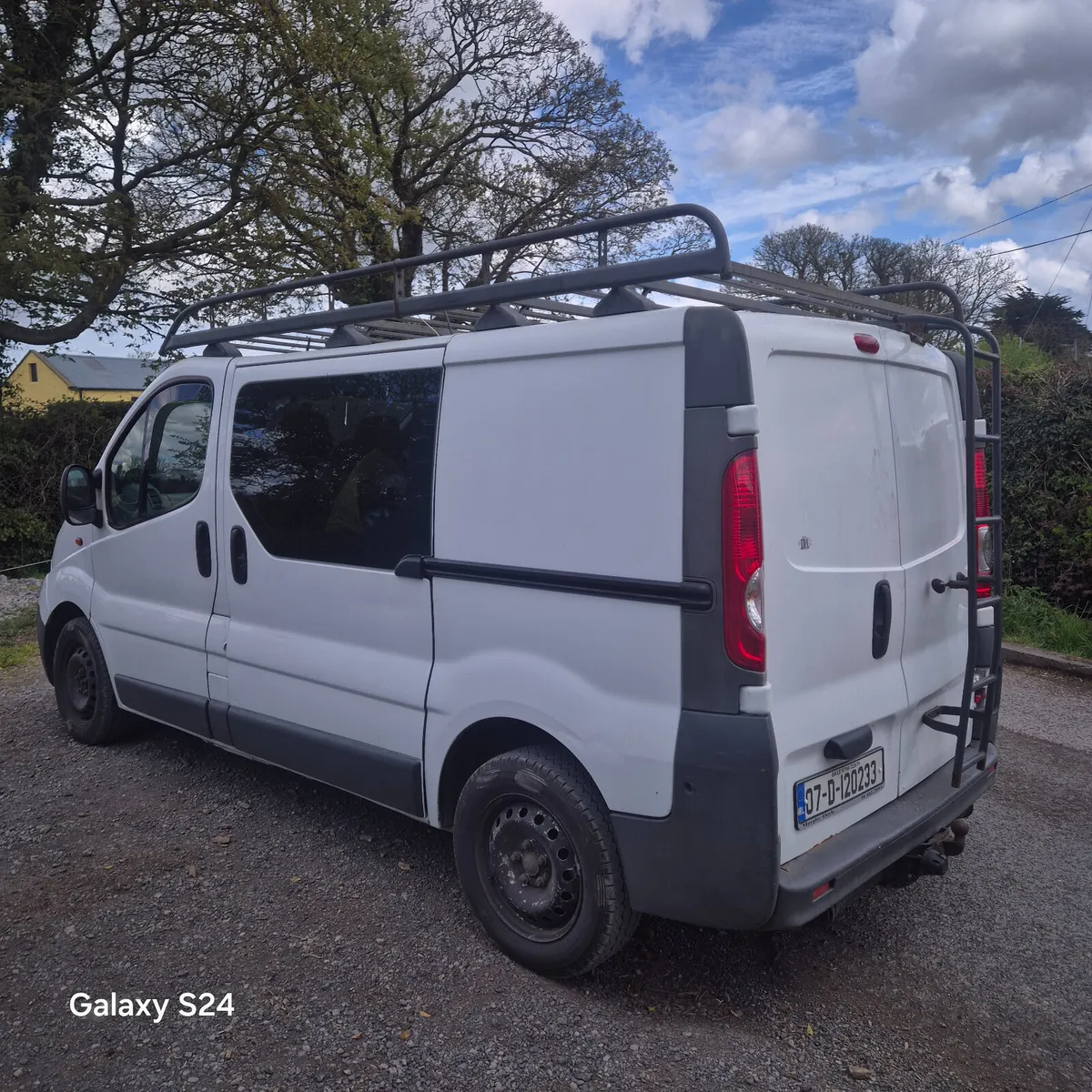 2007 vauxhall traffic van  crew cab Cvrted - Image 4