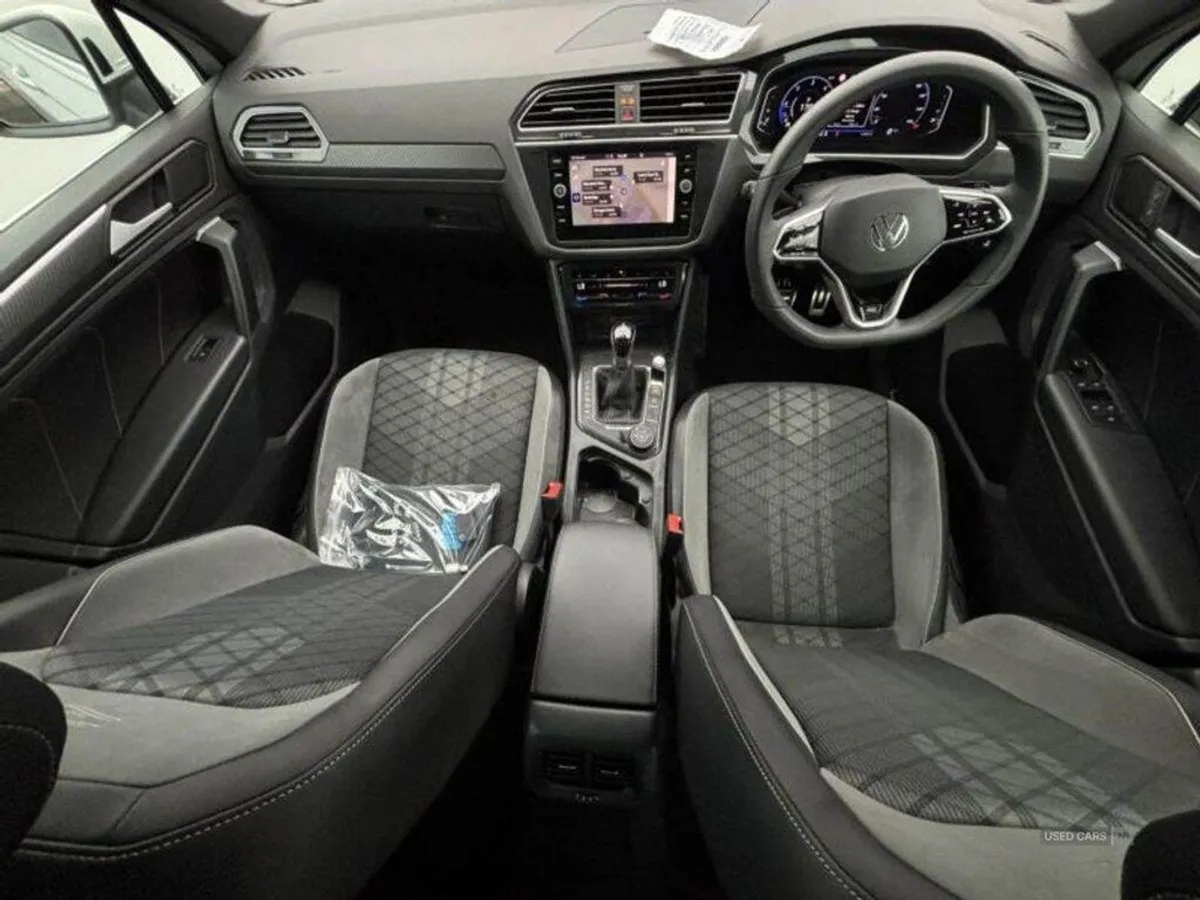 Volkswagen Tiguan Diesel Estate - Image 4