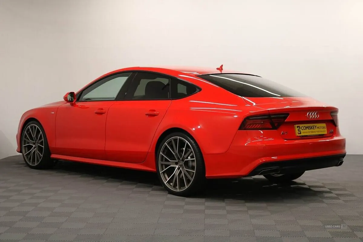 Audi A7 TDI V6 Black Edition - Image 4