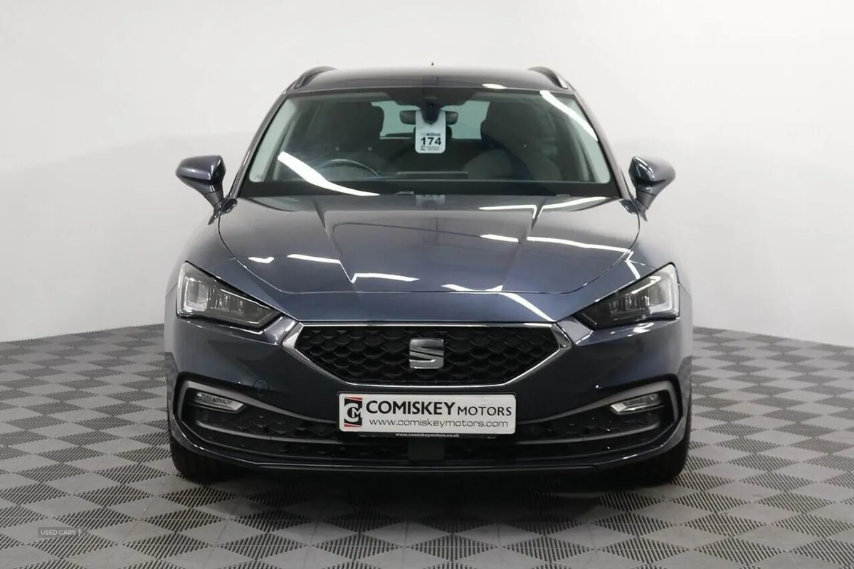 SEAT Leon TDI SE Dynamic - Image 2