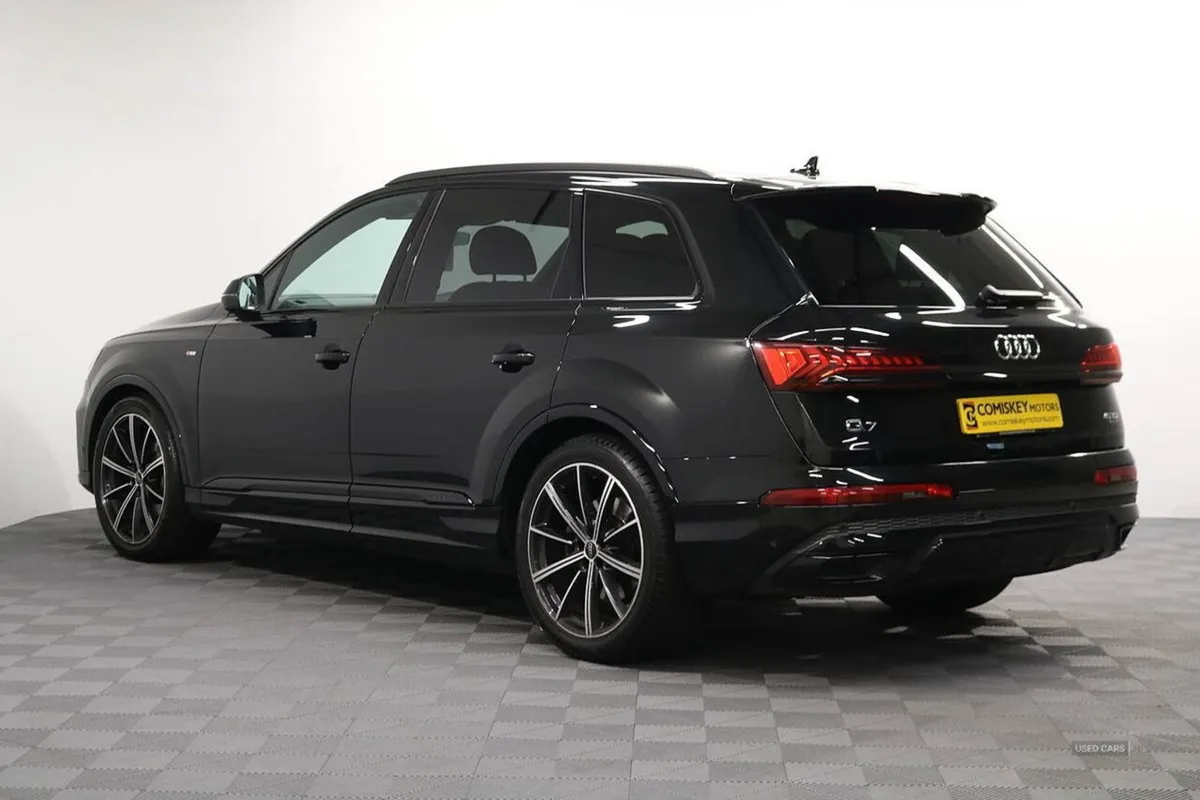 Audi Q7 TDI V6 Black Edition - Image 4