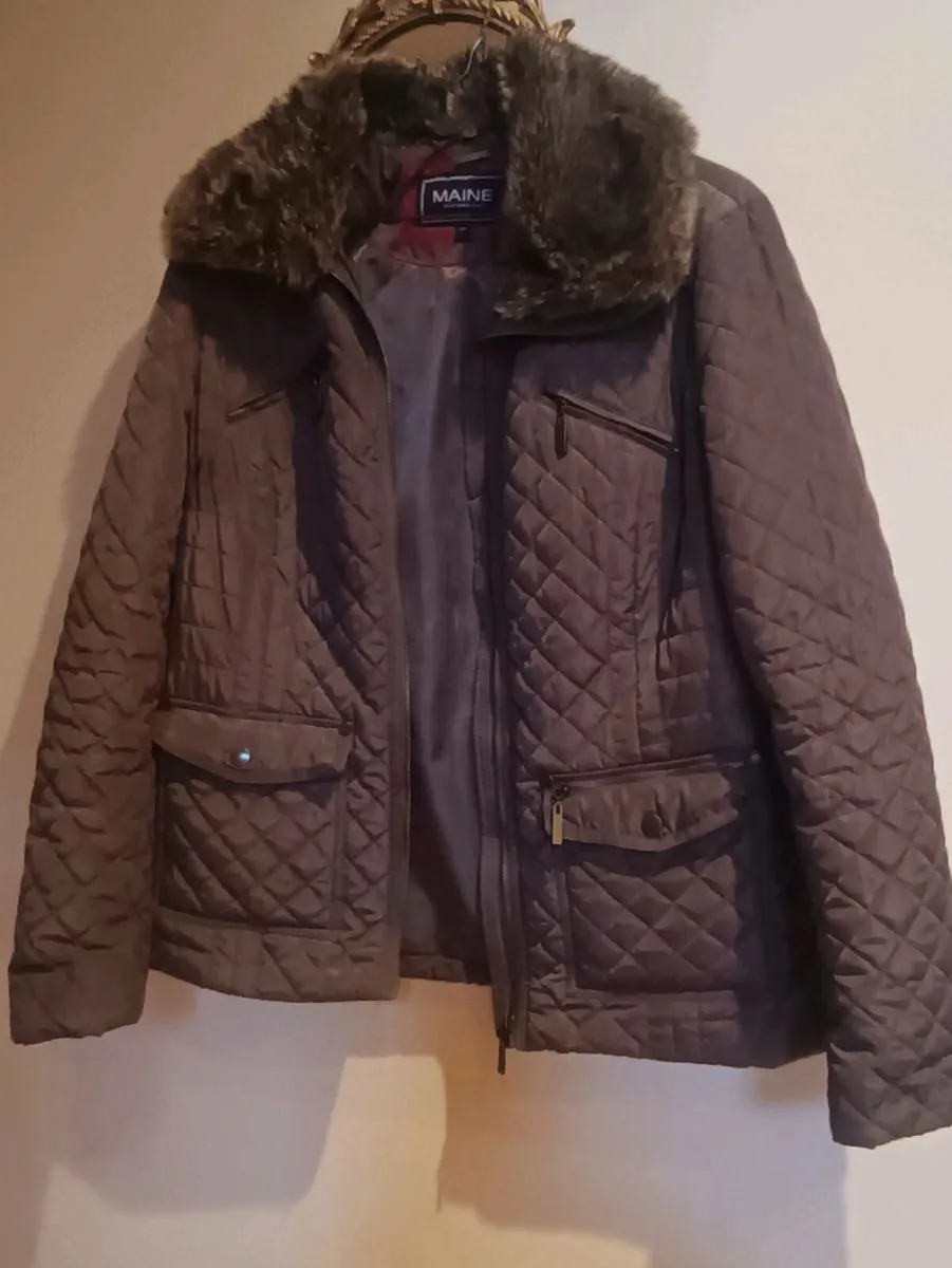 Beautiful like new , winter coats,size 14, 15each - Image 1