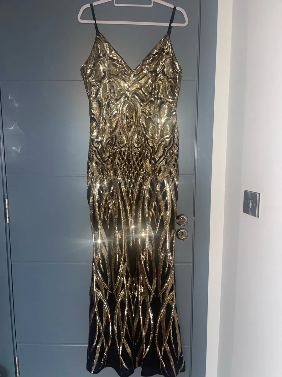 Dresses / Bridesmaid dresses - Image 1