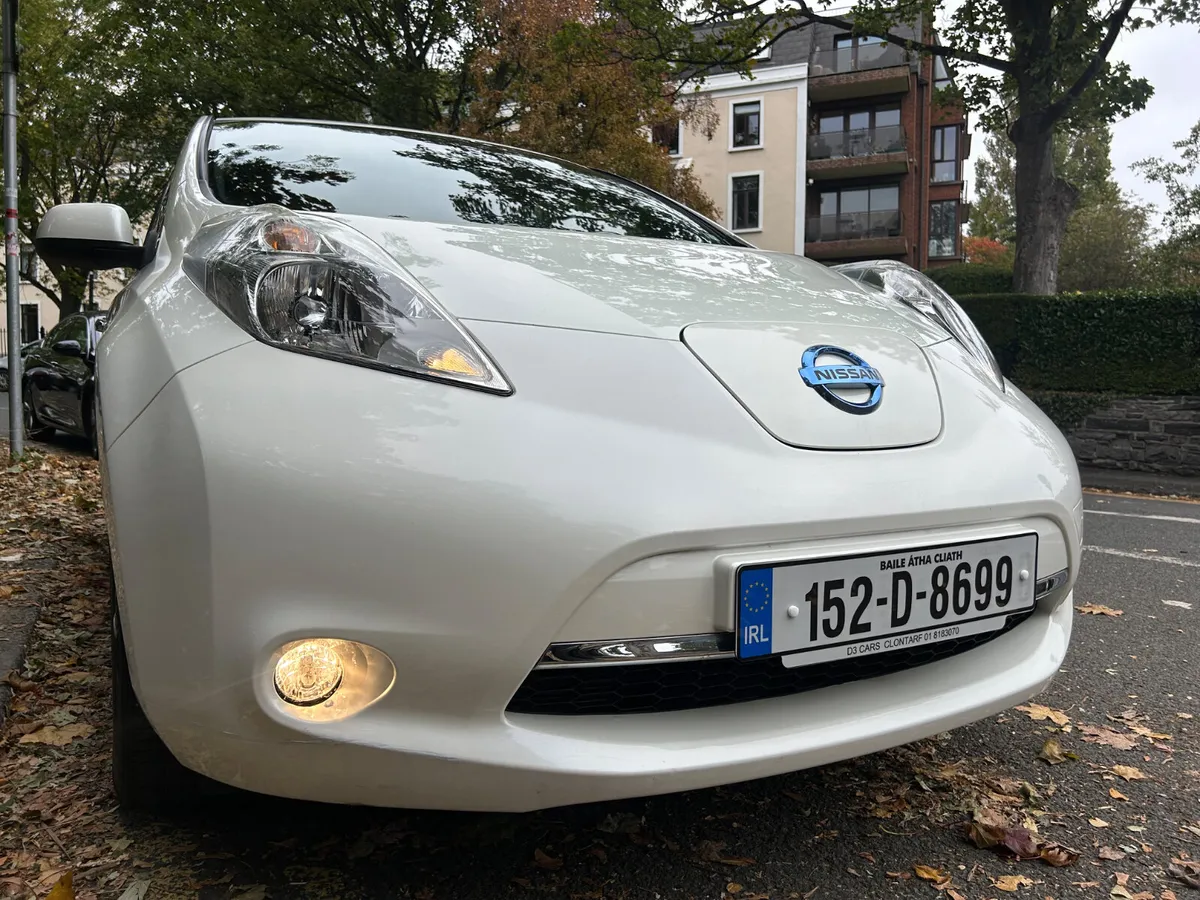2015 NISSAN LEAF SAT NAV PARKING CAMERA - Image 3
