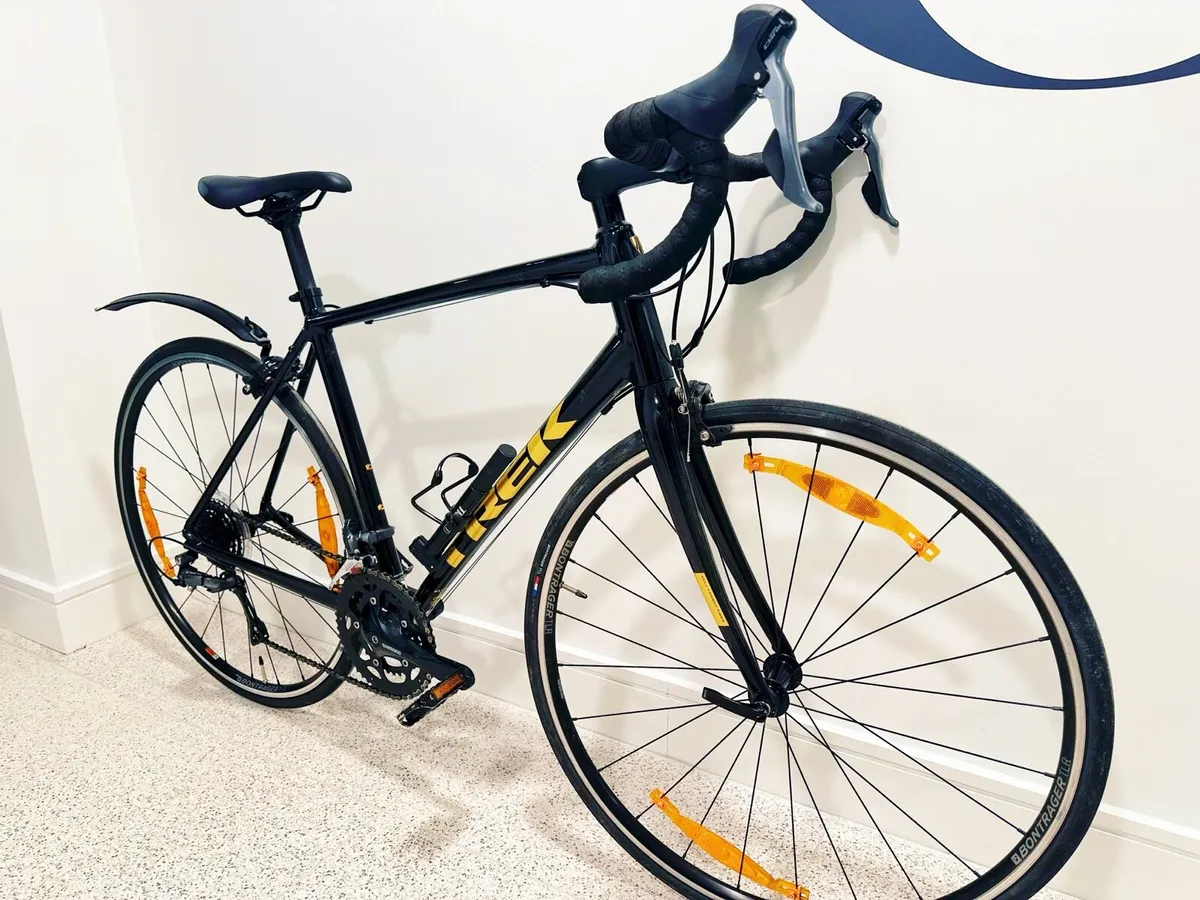 Trek Domane 2 Road Bike - Image 2