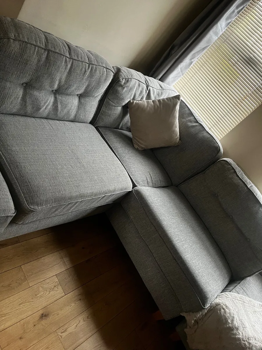 Sofa - Image 4