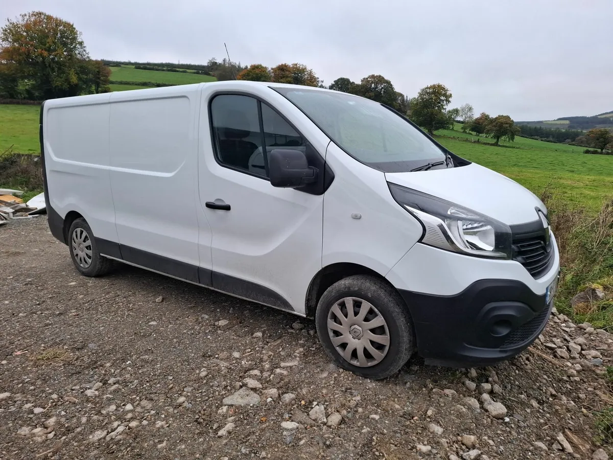Renault Trafic 2019 - Image 2