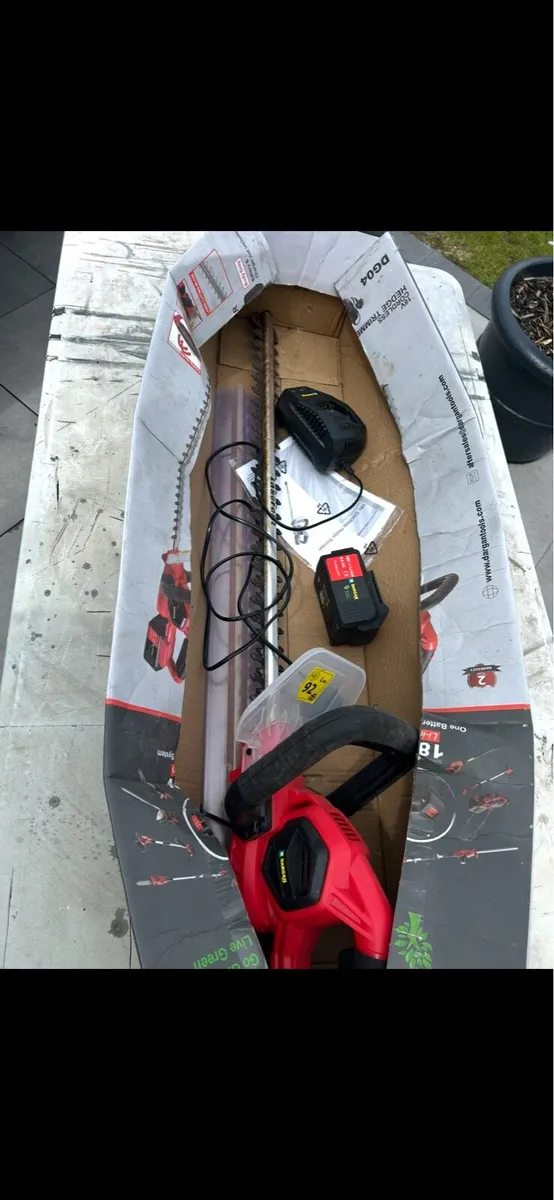 Mini chainsaw&hedge trimmer - Image 3