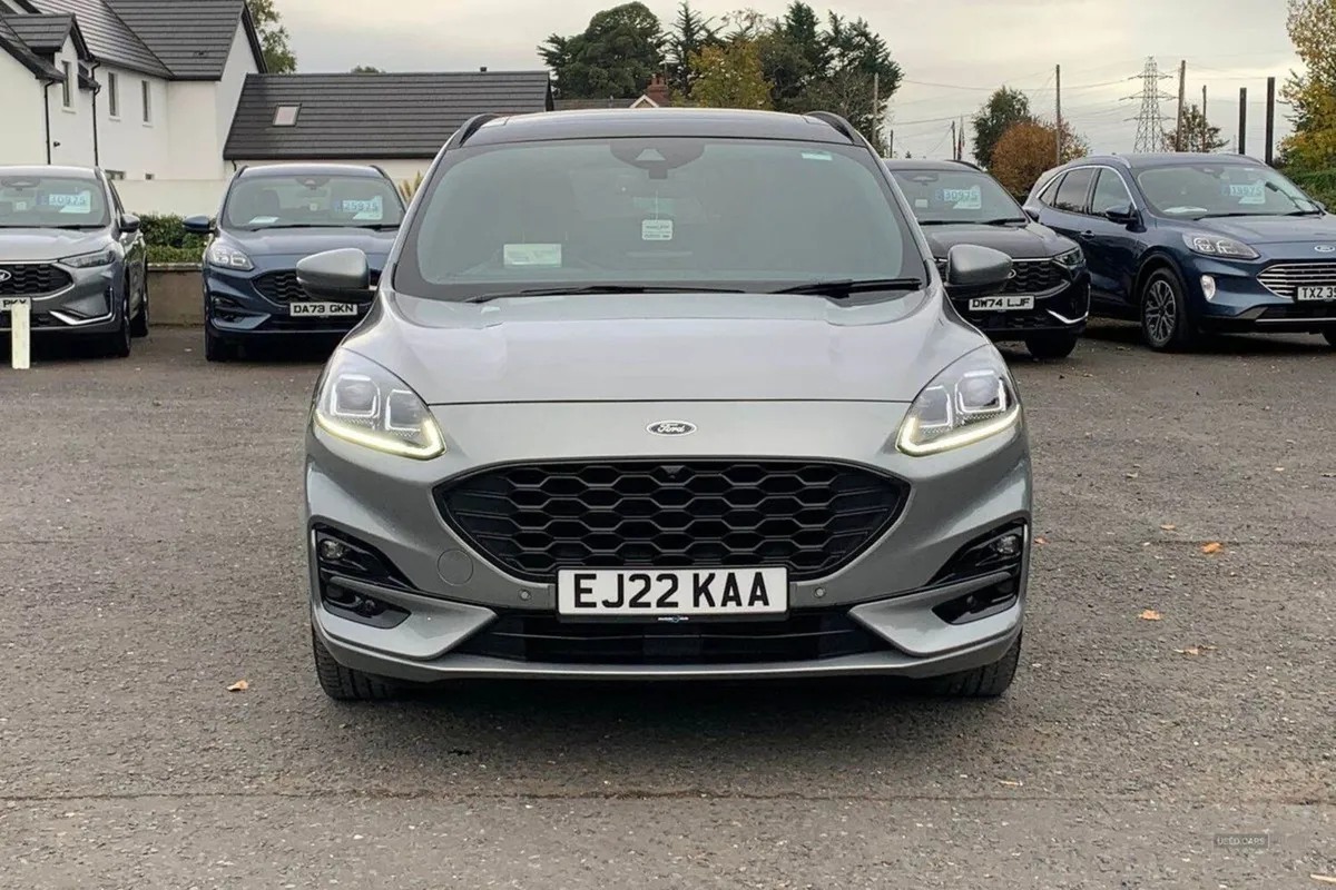 Ford Kuga 1.5 Tdci 120PS St-line X in Solar Silve - Image 4