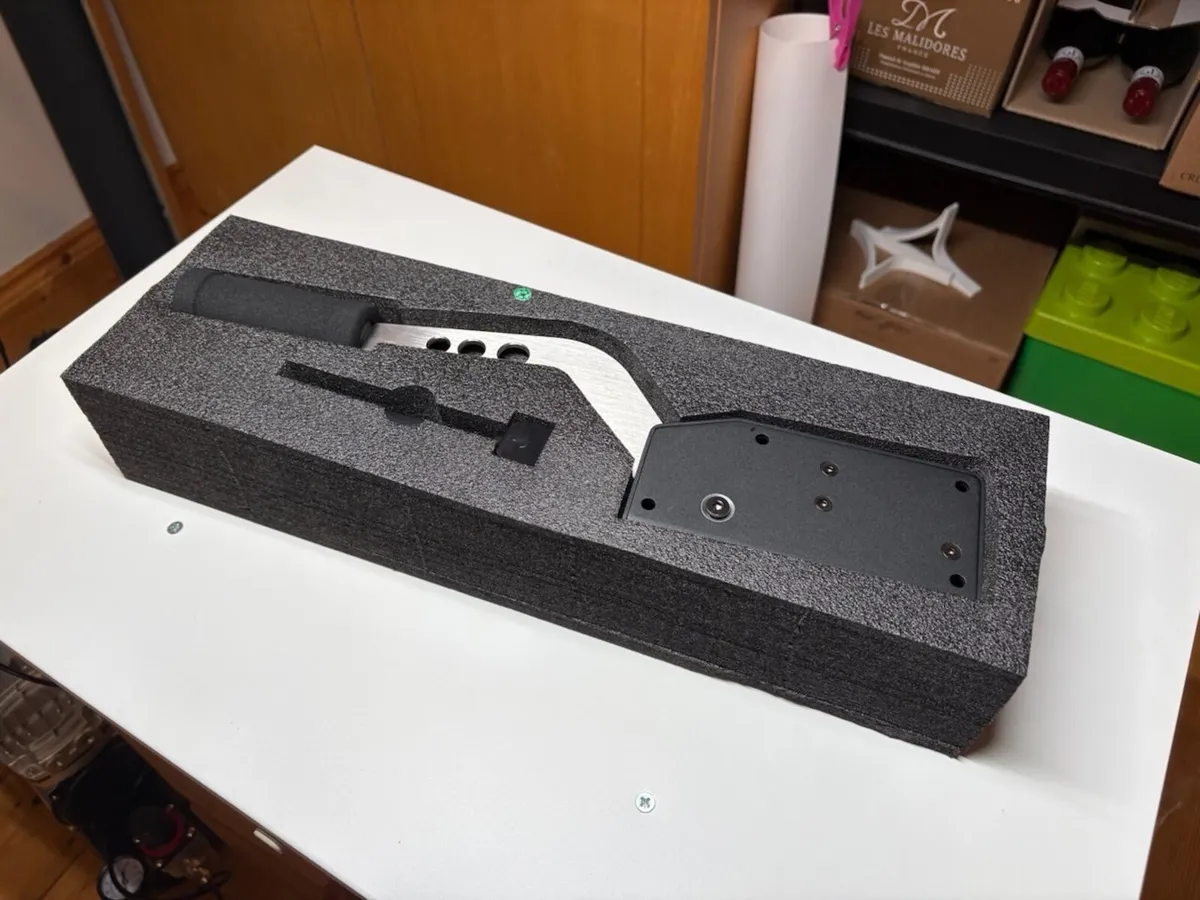 Fanatec ClubSport Handbrake V1.5 - Image 2