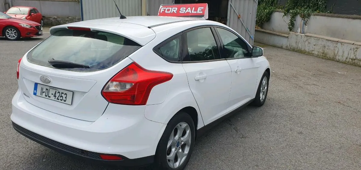 Ford Focus 2011 1.6D New Nct - Image 4