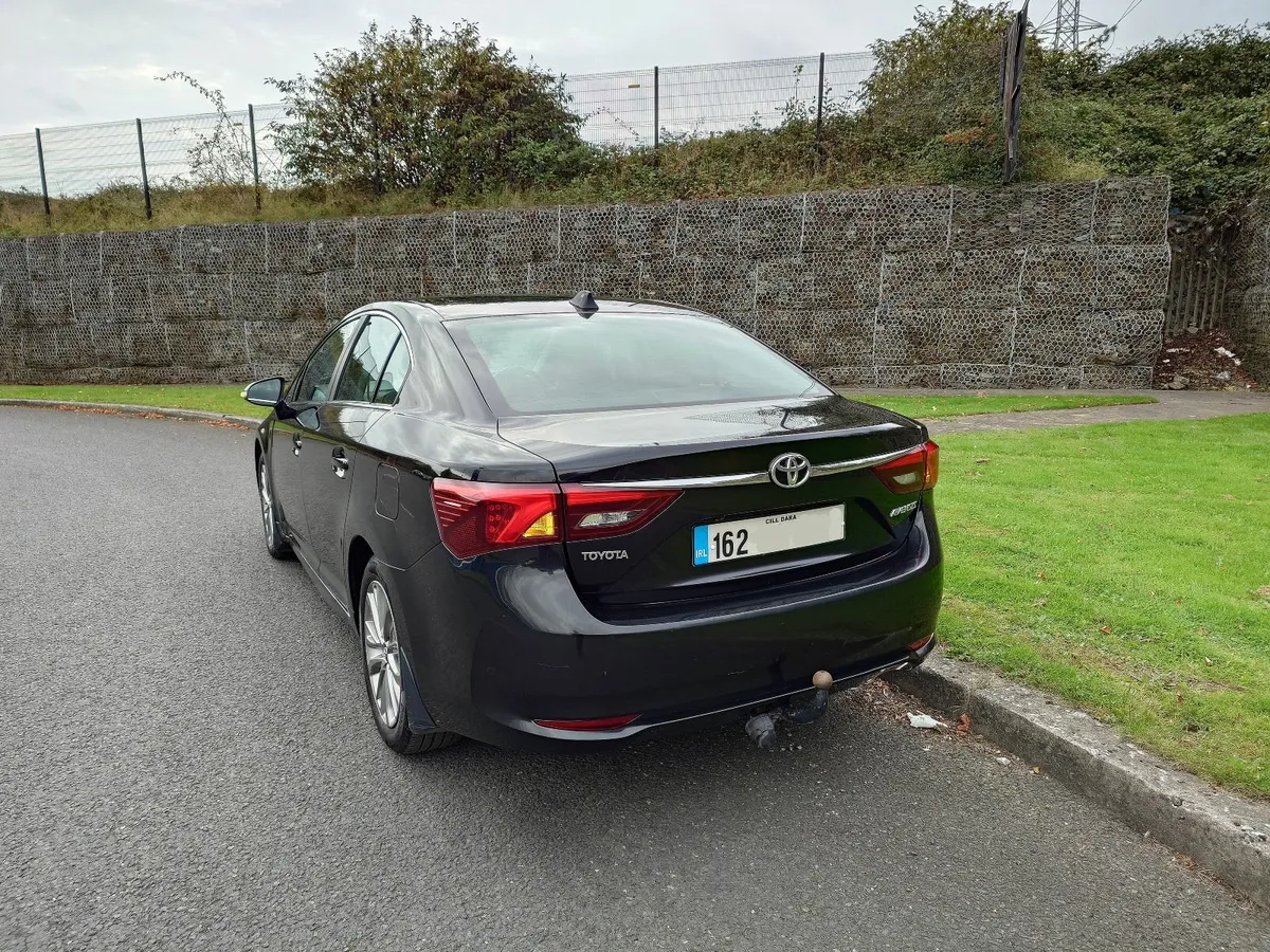 2016 Toyota Avensis  2.0 D-4D Luna - Image 4