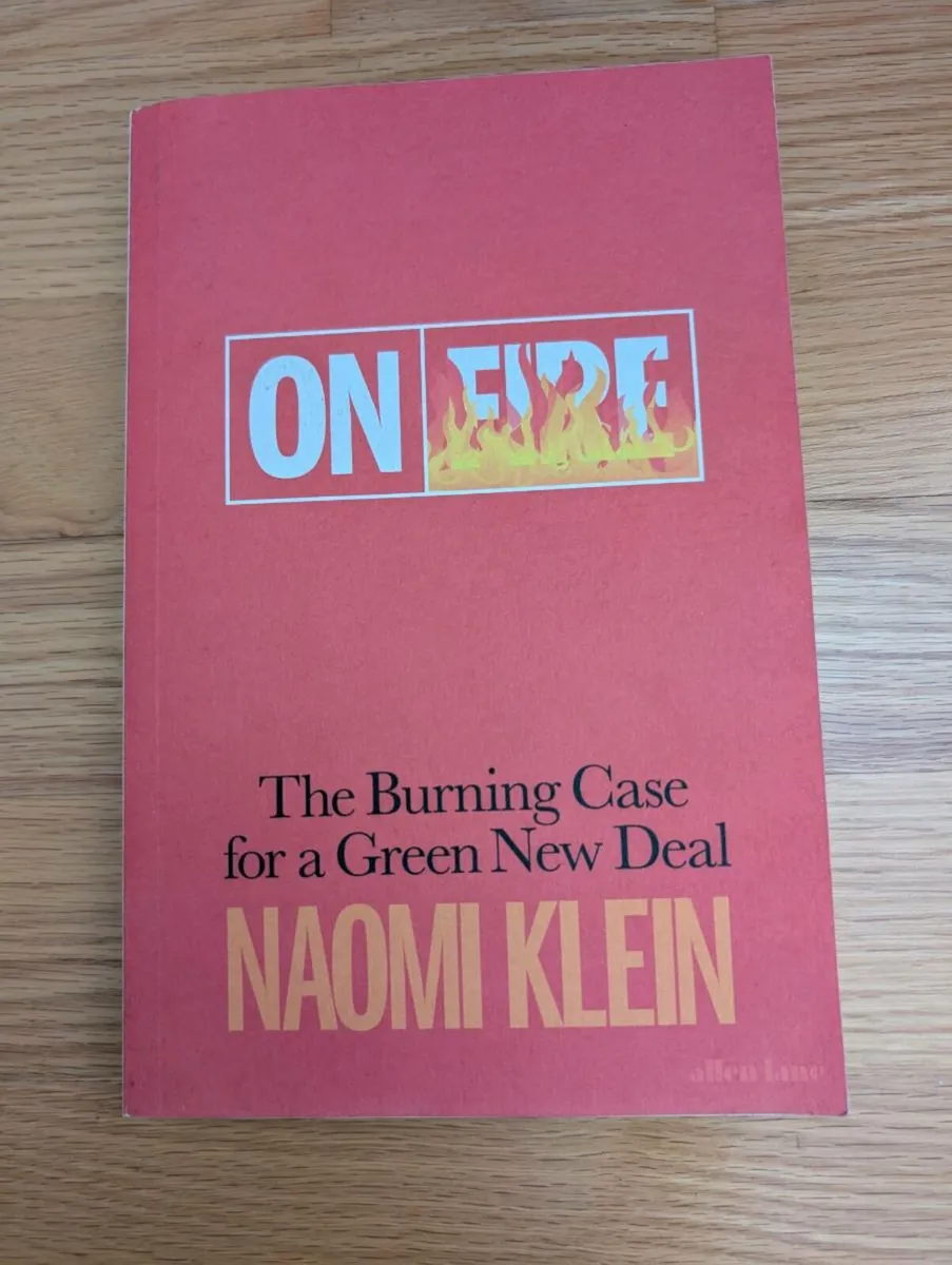 Books - Image 4
