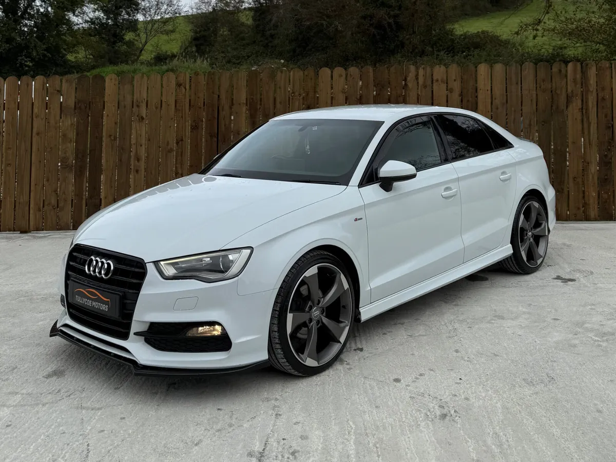 AUDI A3 S-LINE SALOON 2015 - Image 2
