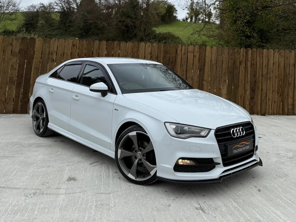 AUDI A3 S-LINE SALOON 2015 - Image 4