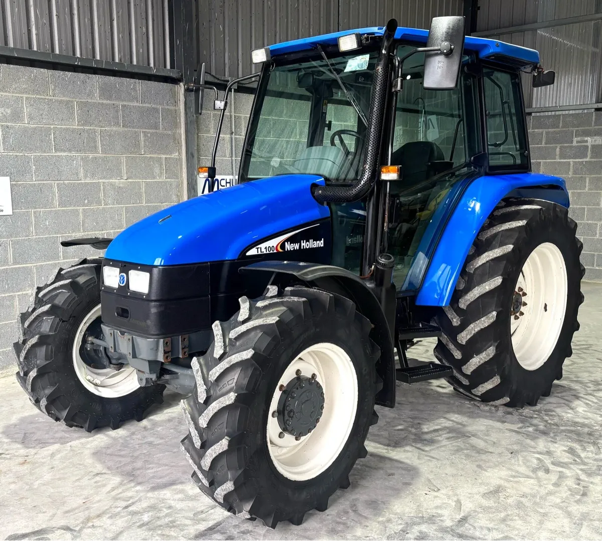 NEW HOLLAND TL100, Manual Shuttle, no electrics - Image 1