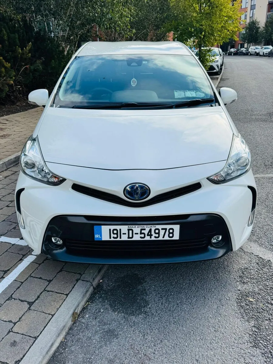 Prius Alpha 7 Seater Hi Spec 76k Only 12M Warranty - Image 1