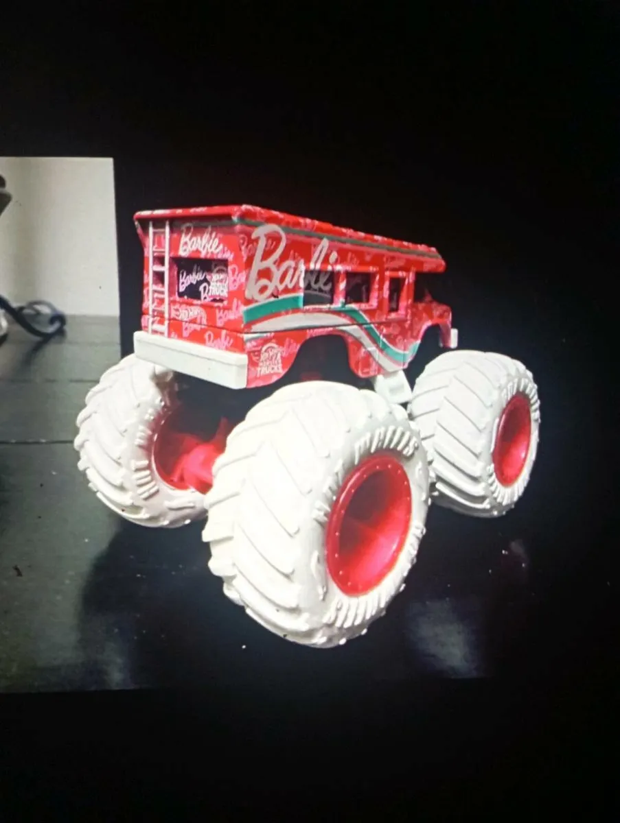 HOT WHEELS DIE-CAST  MONSTER TRUCK'S 2023 - Image 3