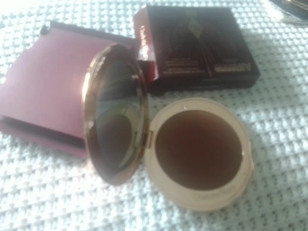 Charlotte Tilbury airbrush bronzer new unopened - Image 4