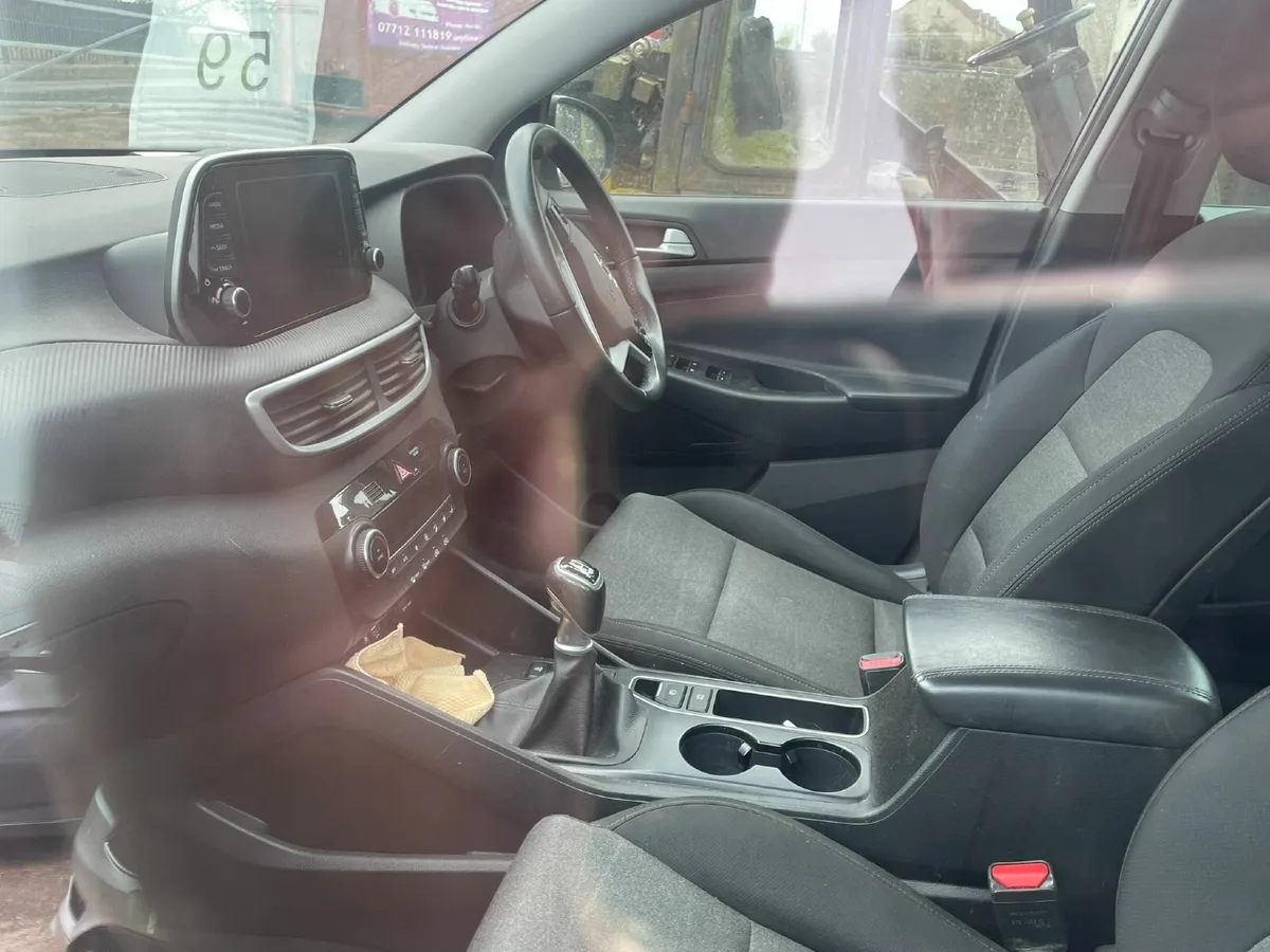 2020 HYUNDAI TUCSON SE NAV 1.6 CRDI - Image 2