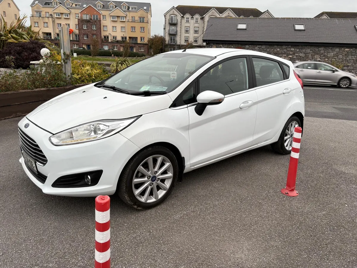 Ford Fiesta 2017 automatic - Image 4