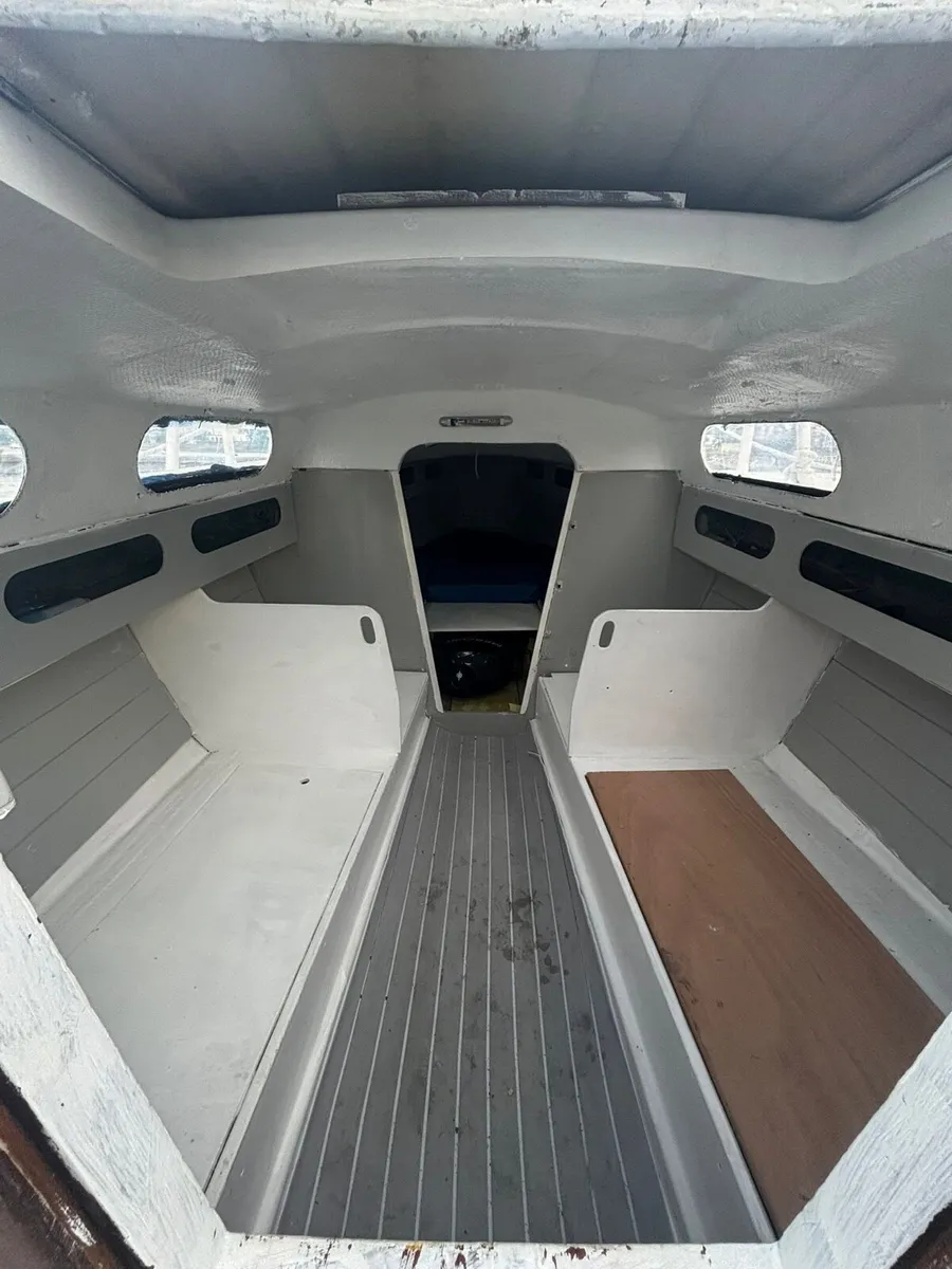 Achilles 24 Sailing Yacht - Image 3