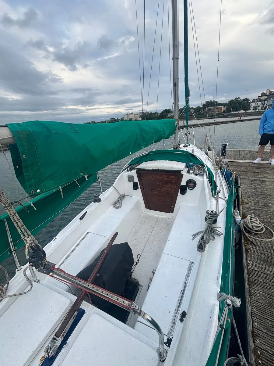 Achilles 24 Sailing Yacht - Image 4