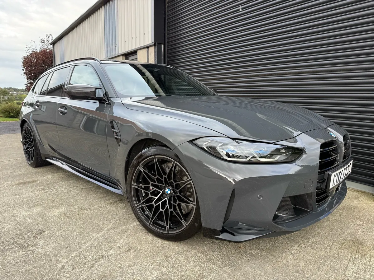 2024 BMW M3 Competition Touring M xDrive - Image 3