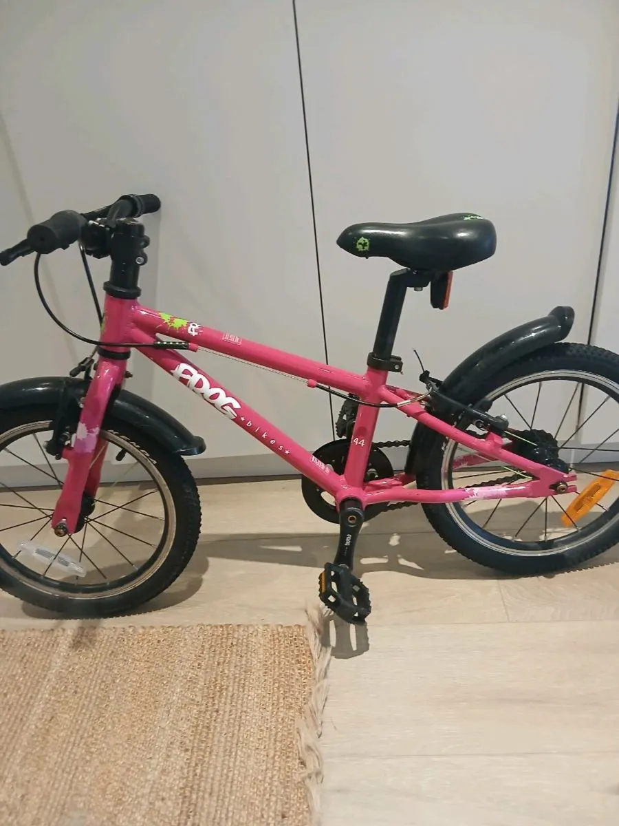 FROG PINK BIKE 44 (4-6 yr old) - Image 1