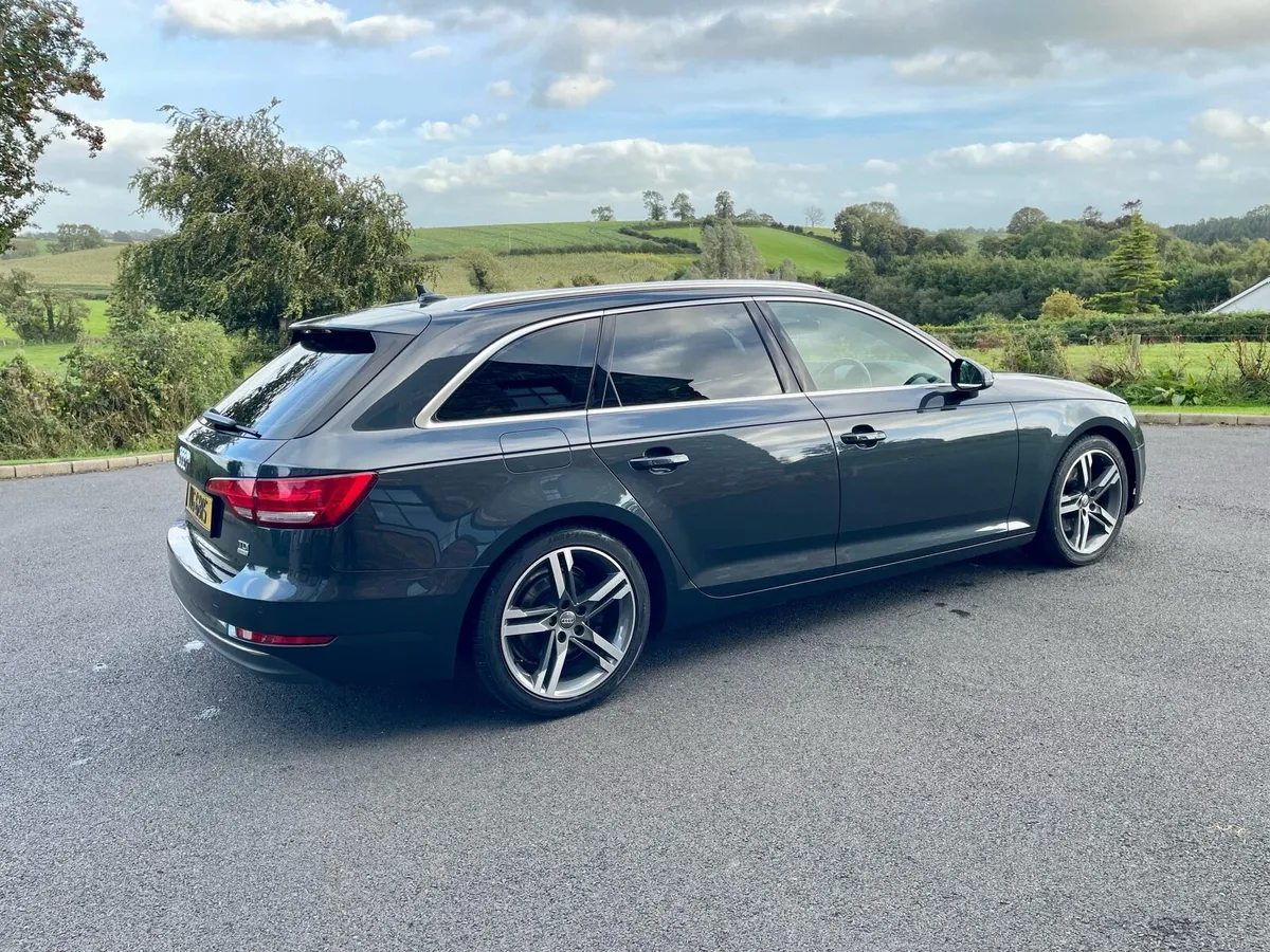 Audi A4 avant DSG 2017 - Image 2