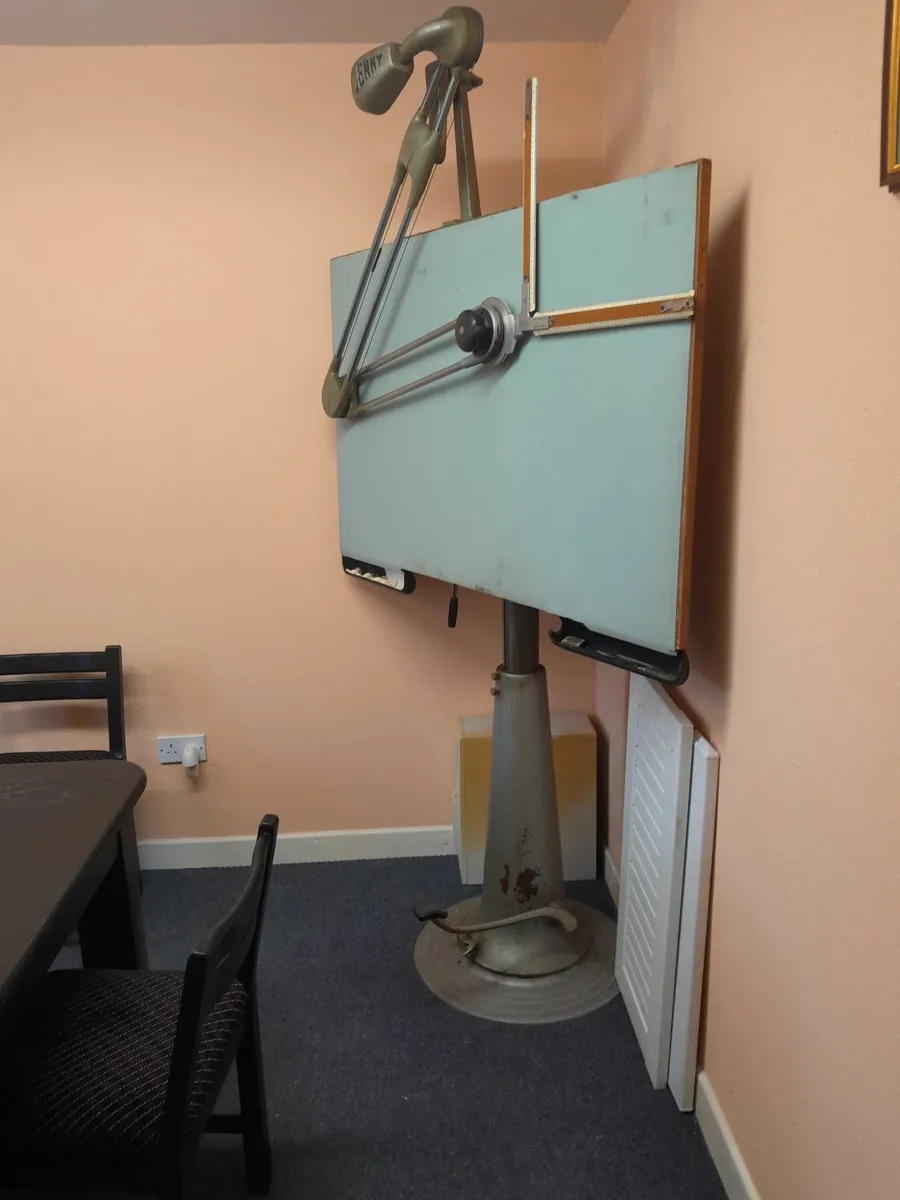 Vintage/Antique pedestal drawing board