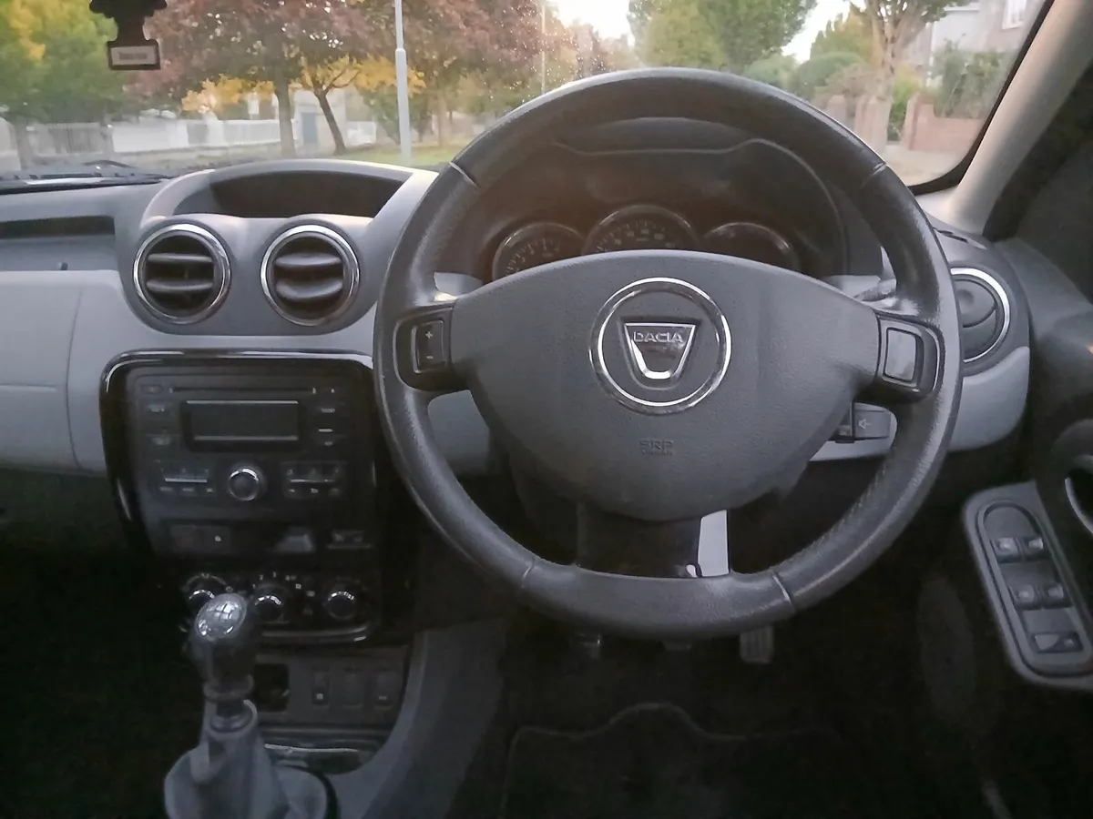 Dacia Duster 2015 Low Kms - Image 3