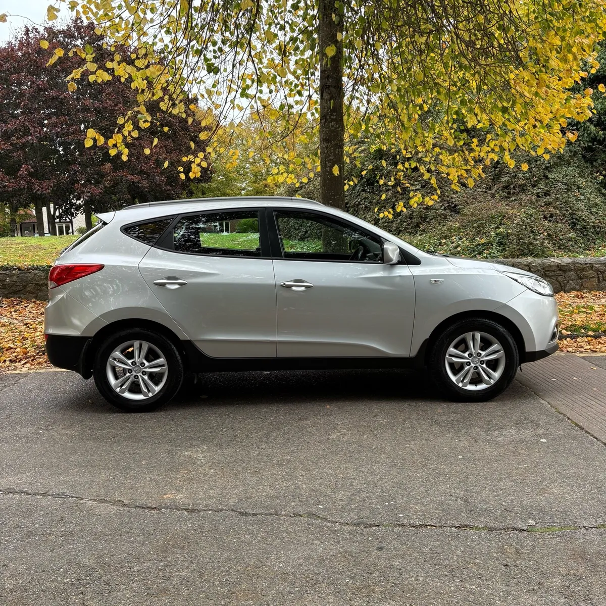 HYUNDAI IX35 NCT 08/26 TAX 11/25 - Image 4