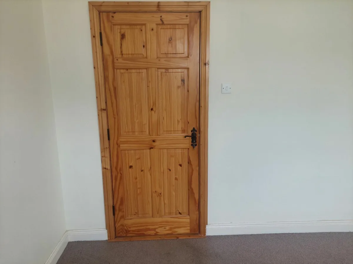 Secondhand Pine Interior Doors - Image 3