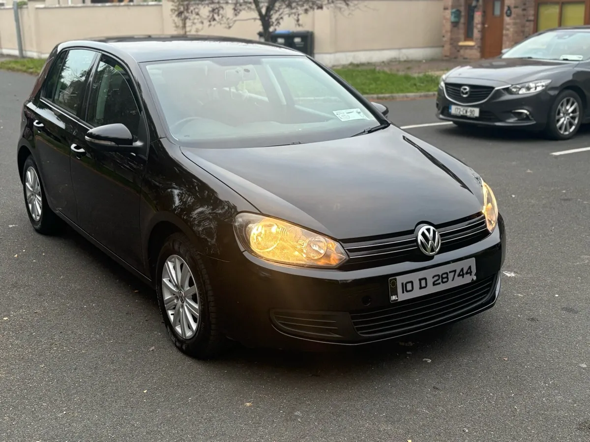 2010 Volkswagen Golf 1.6 - Image 1