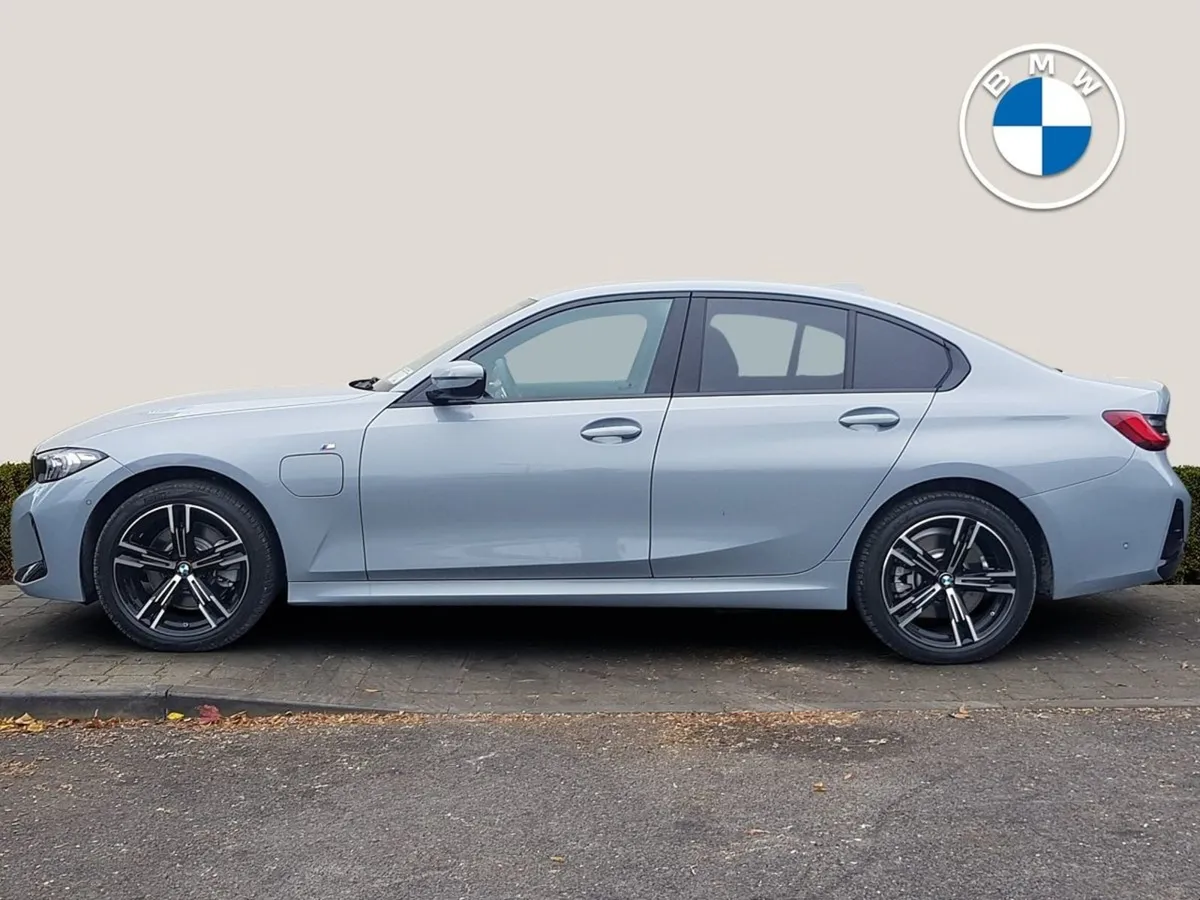 BMW 3 Series 330e M Sport Saloon - Image 3