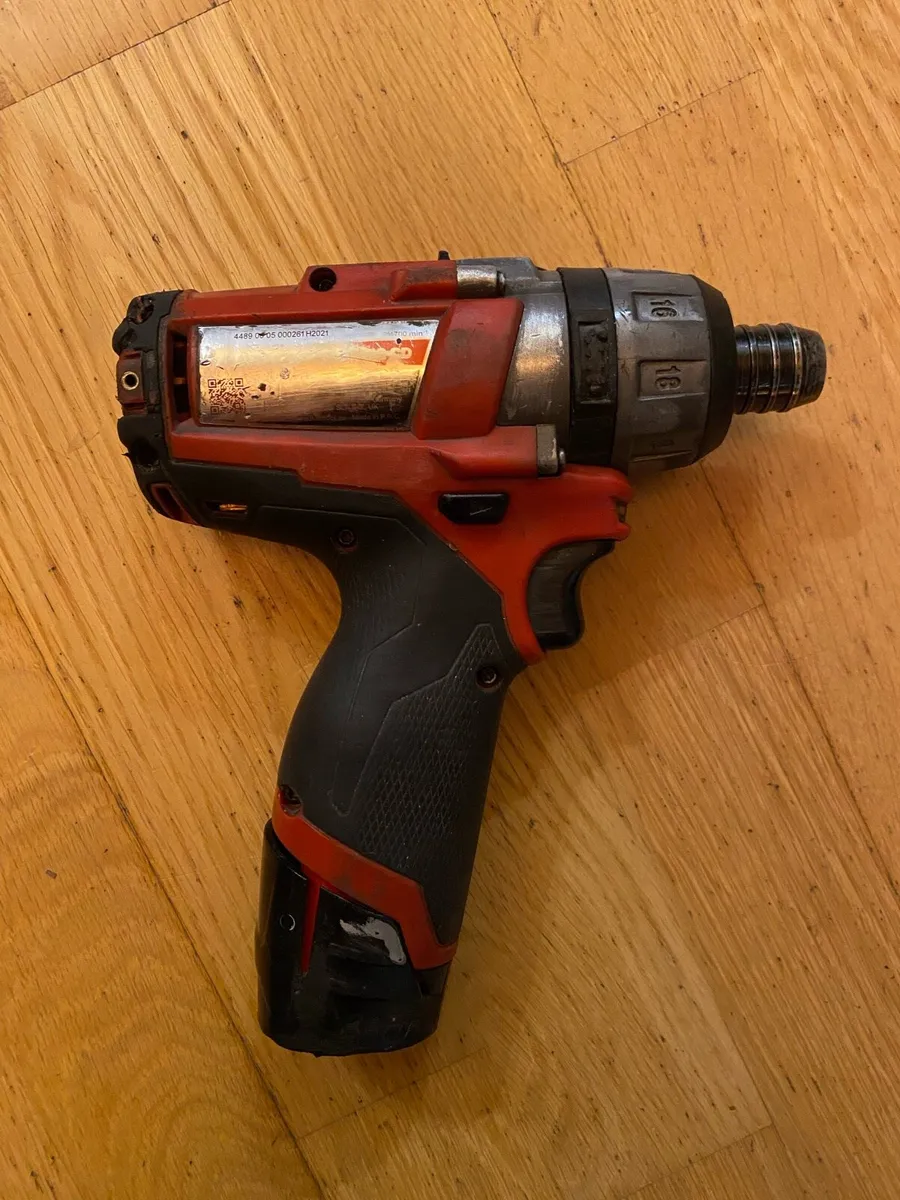 Milwaukee m12 fuel screwdriver - Image 3