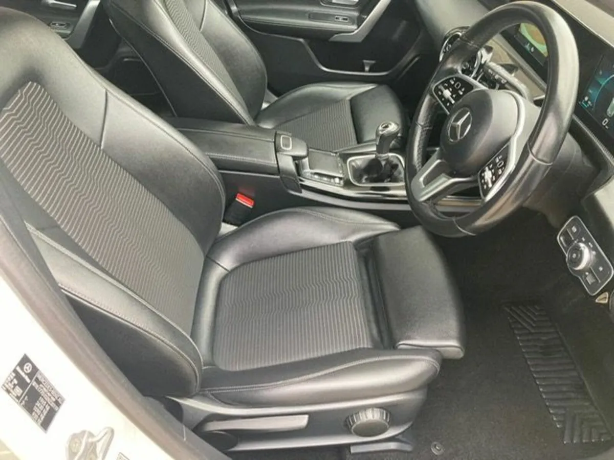 2021 MERCEDES-BENZ A180 SPORT - Image 4