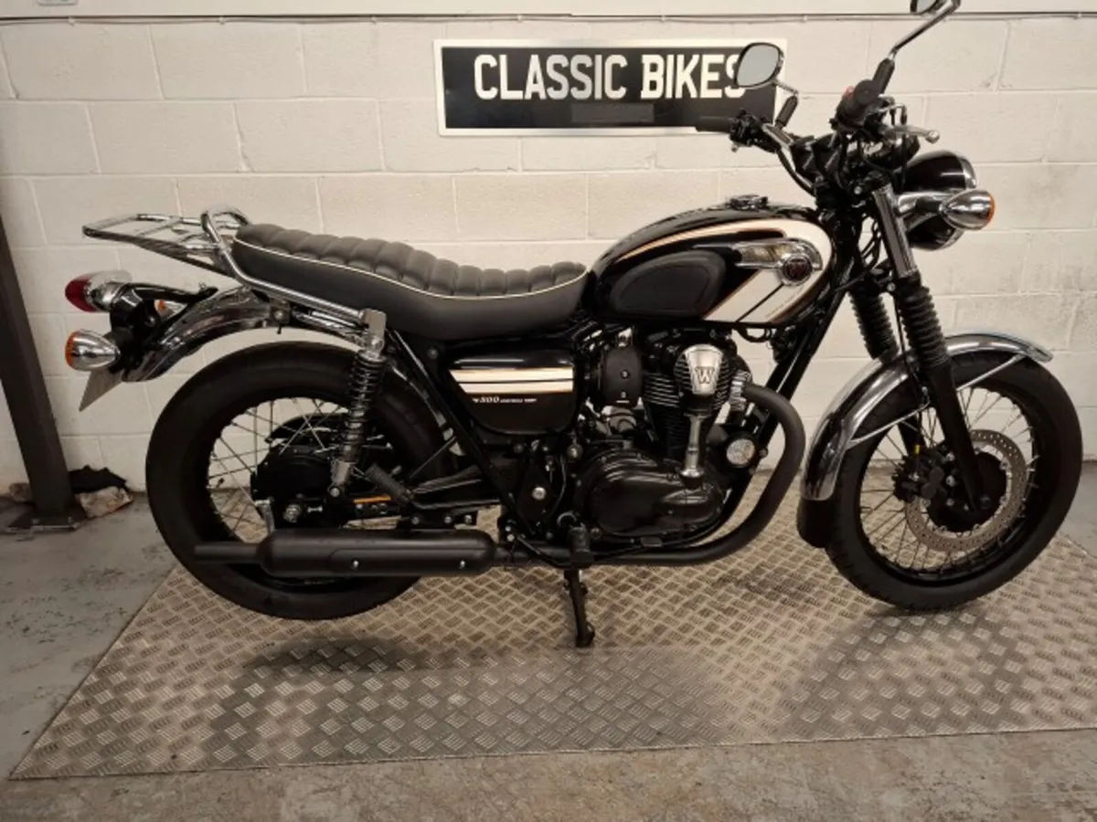 Kawasaki W800 2017 - Image 1