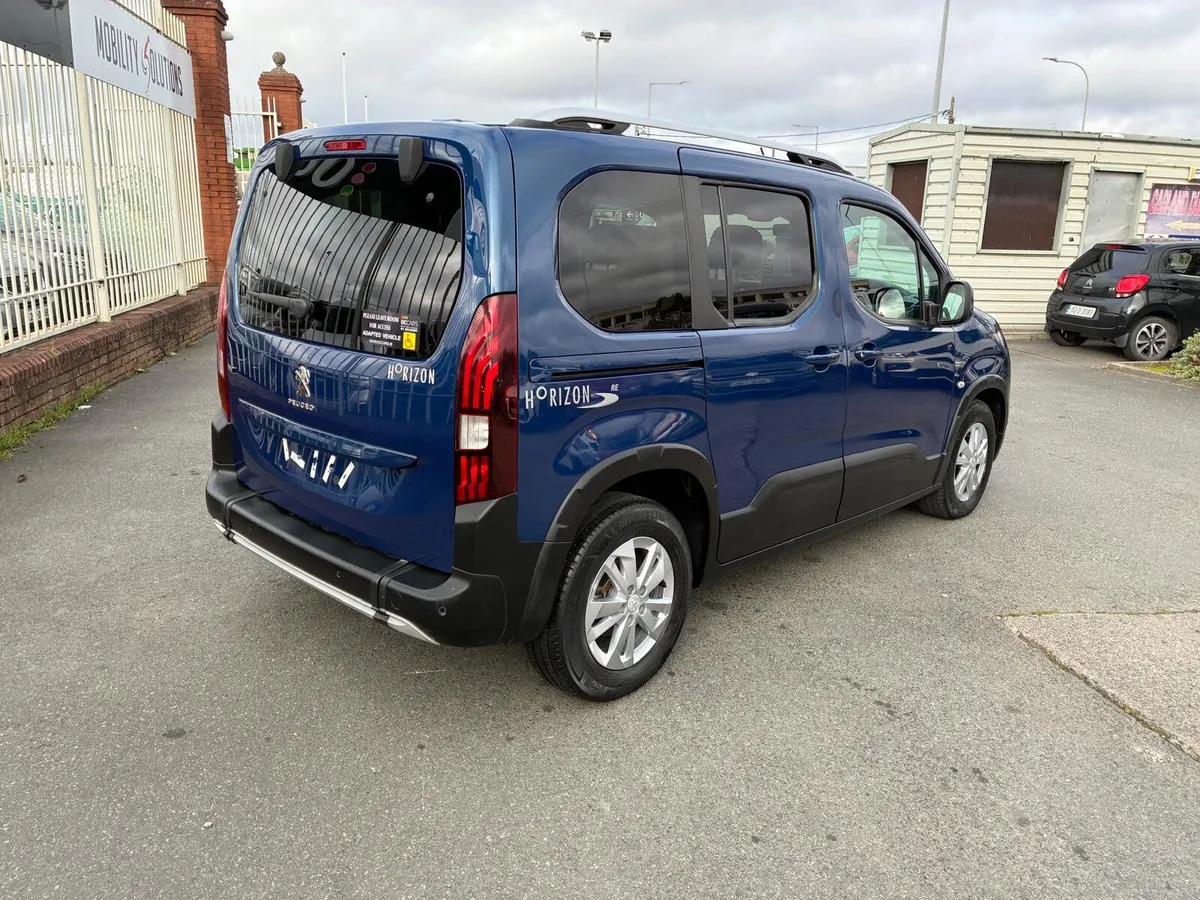 2019 Peuegot Rifter Horizon RE 3seats + WC Auto - Image 3