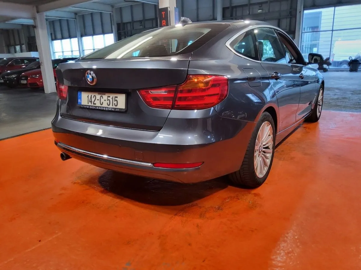 BMW 3 Series 318 Luxury Z3fq 4DR Auto - Image 4