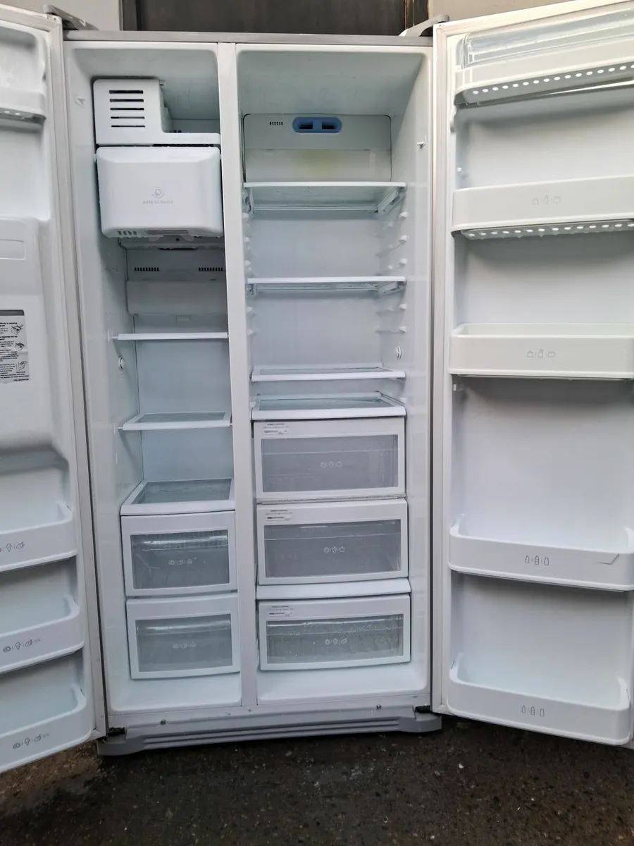 AMERICAN FRIDGE AND FREEZER - Image 2
